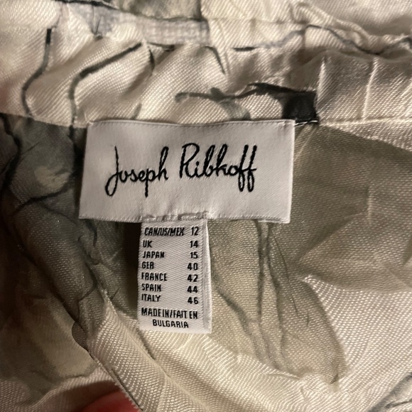 Joseph Ribkoff Blouse size 12 - Picture 6 of 9